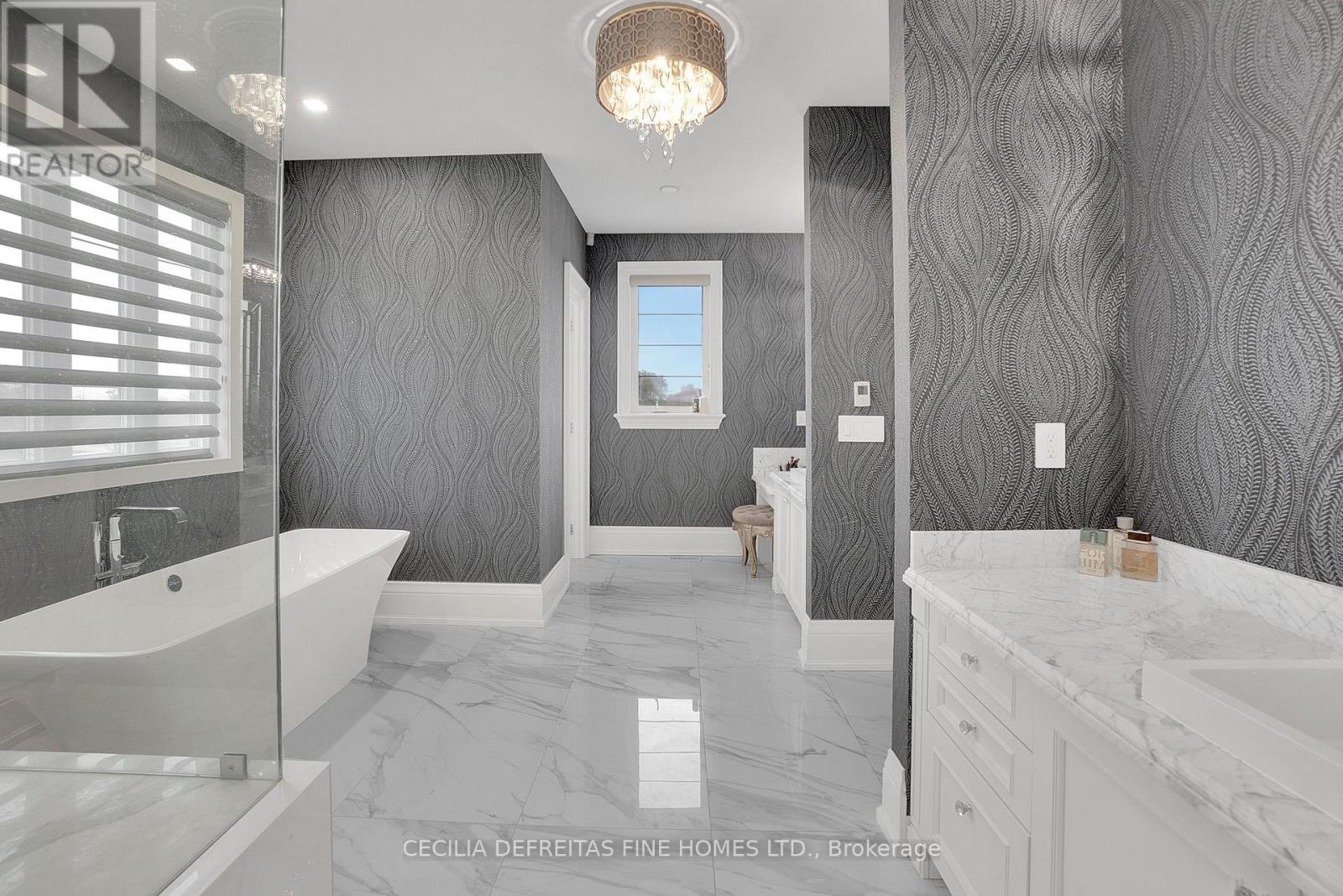 78 Mizuno Crescent, Vaughan, ON - Indoor Photo Showing Bathroom