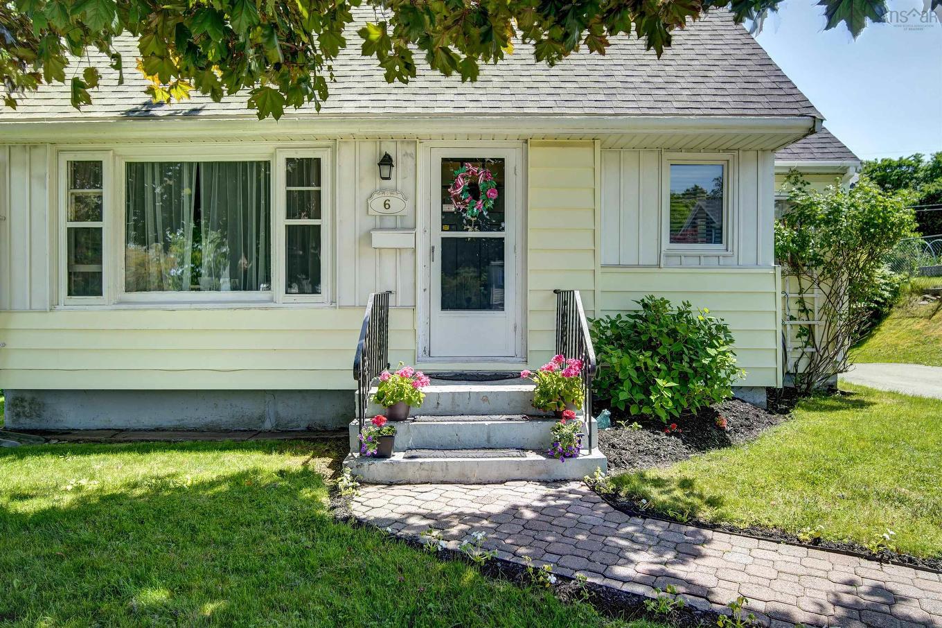 6 Piers Avenue, Halifax, NS