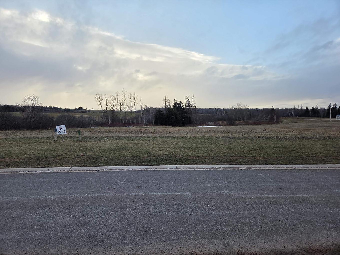 21-13 Five Lanes Drive, Kensington, PE