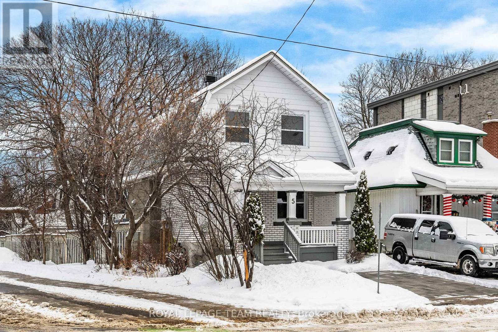 5 Gilchrist Avenue, Ottawa, ON - Outdoor