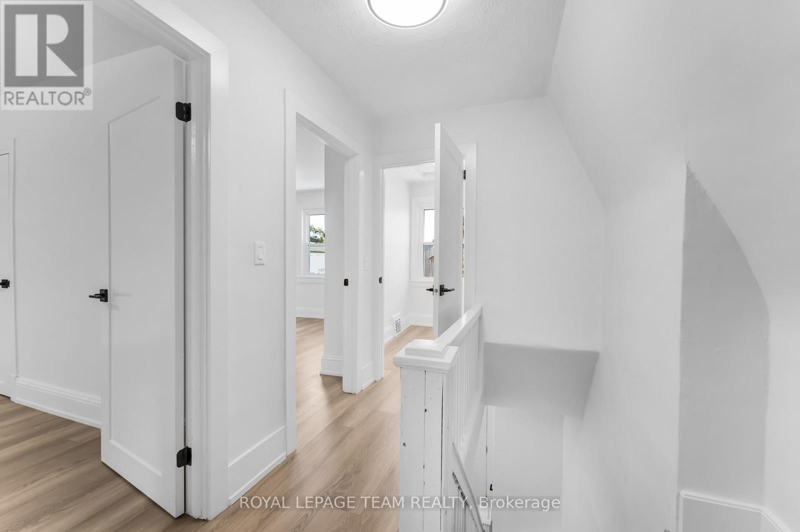 5 Gilchrist Avenue, Ottawa, ON - Indoor Photo Showing Other Room