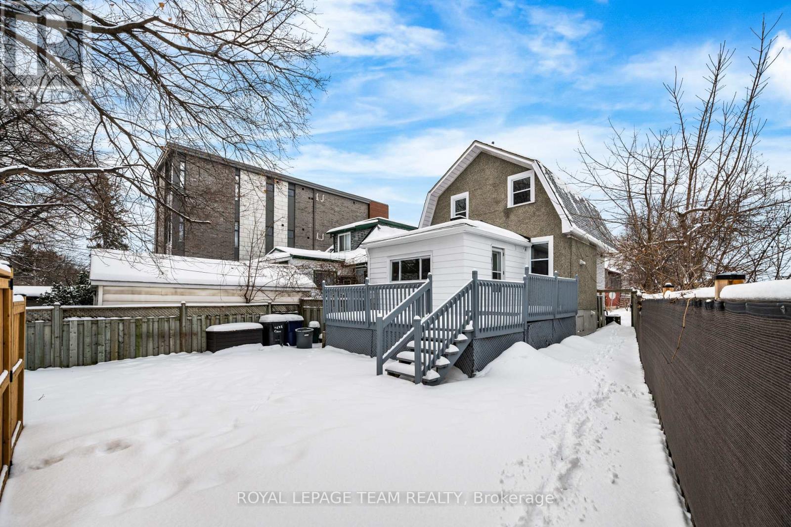 5 Gilchrist Avenue, Ottawa, ON - Outdoor