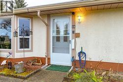 14 100 Abbey Lane Parksville, BC V9P 1N4