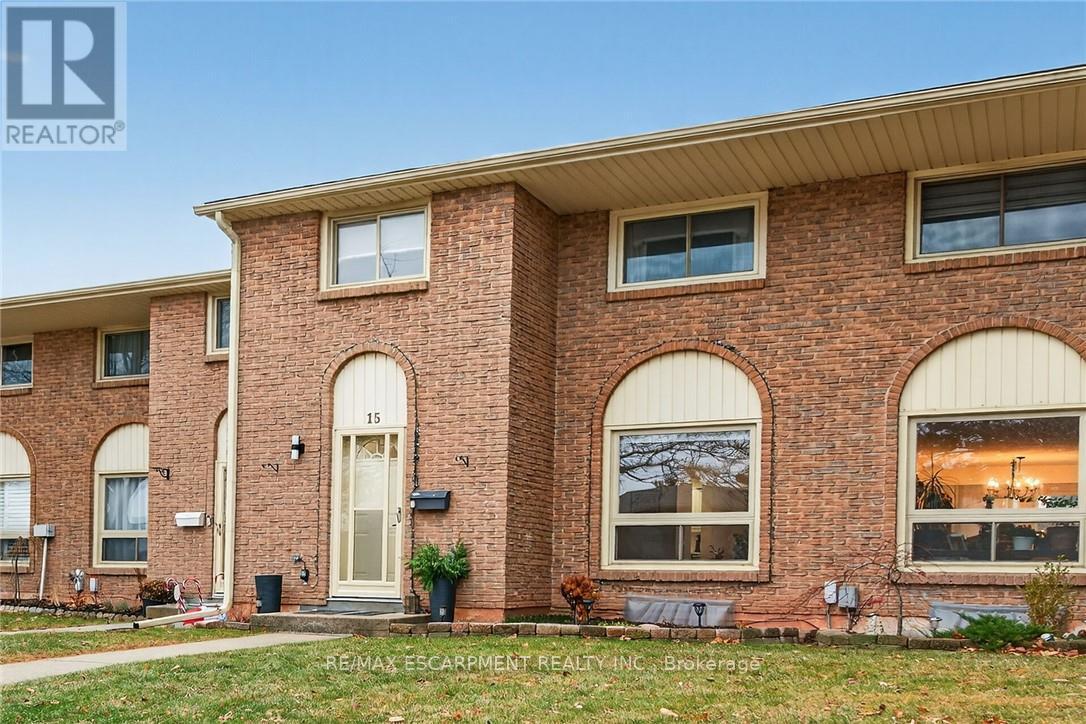 15 - 150 Gateshead Crescent, Hamilton, ON - Outdoor With Exterior