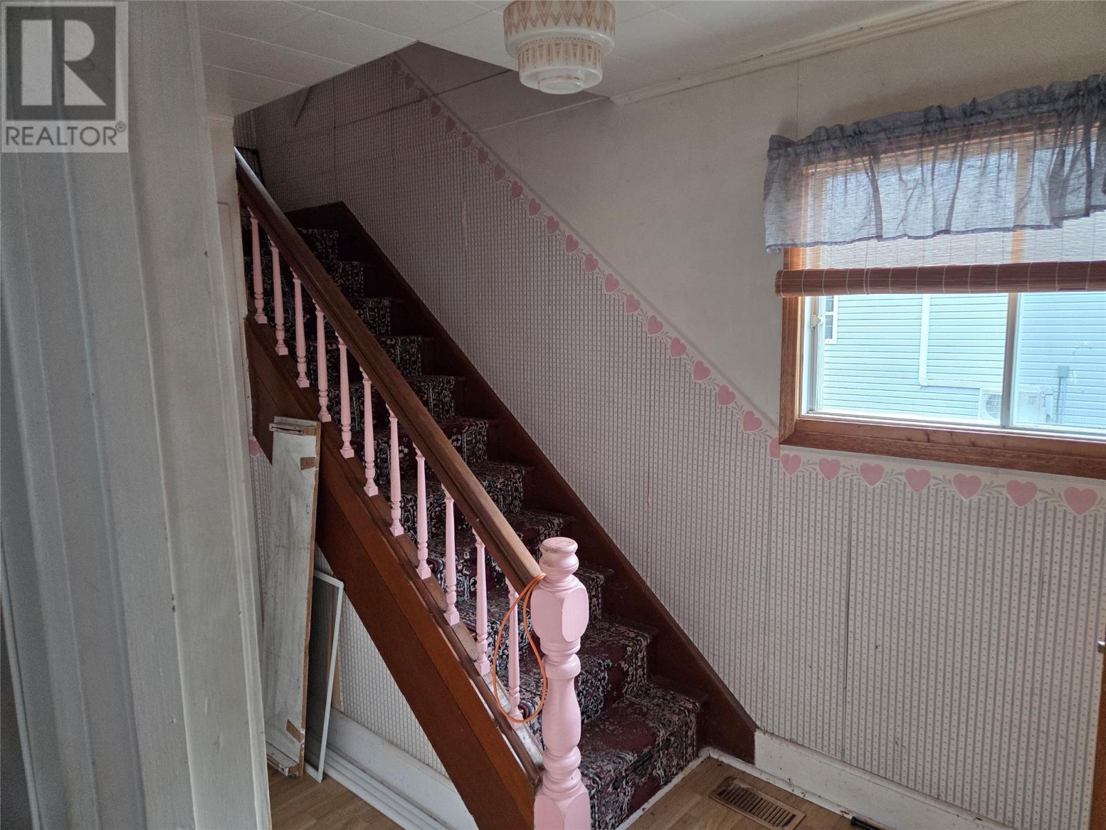 38 Junction Road, Grand Falls Windsor, NL - Indoor Photo Showing Other Room