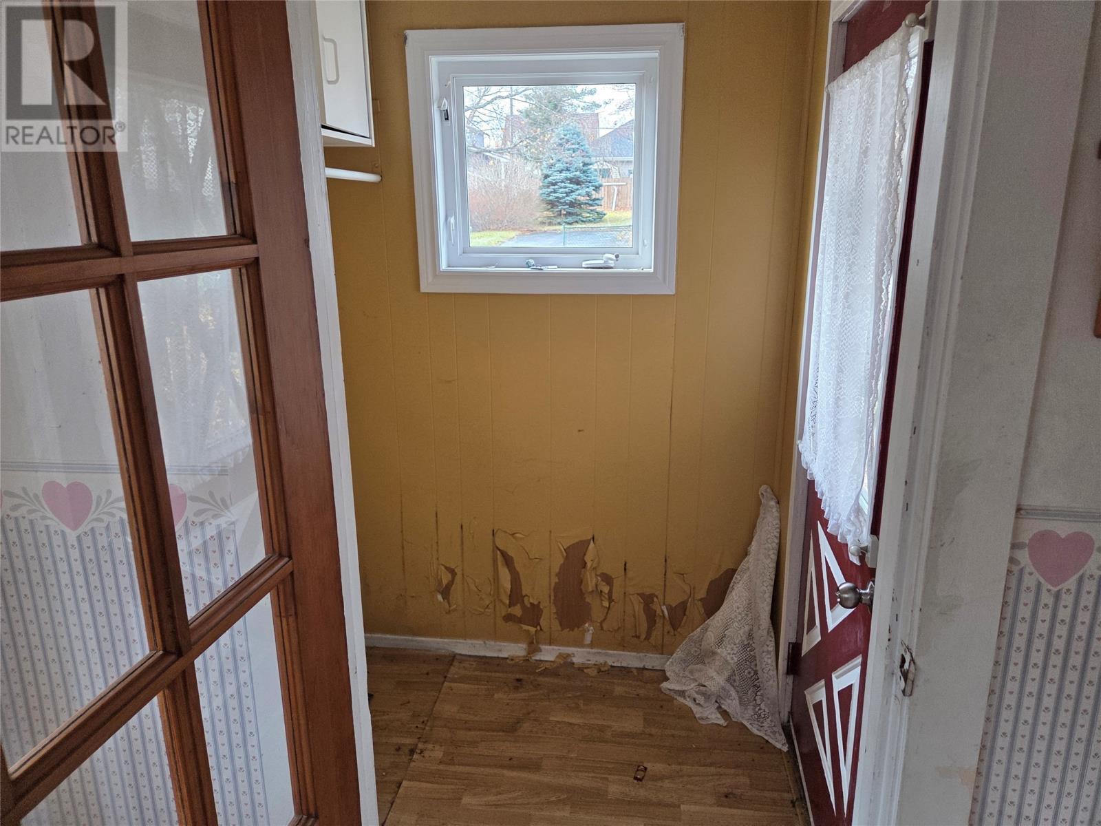 38 Junction Road, Grand Falls Windsor, NL - Indoor Photo Showing Other Room