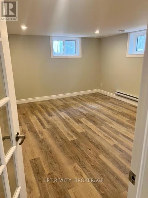 9 Elizabeth Avenue, Kingston (West Of Sir John A. Blvd), ON - Indoor