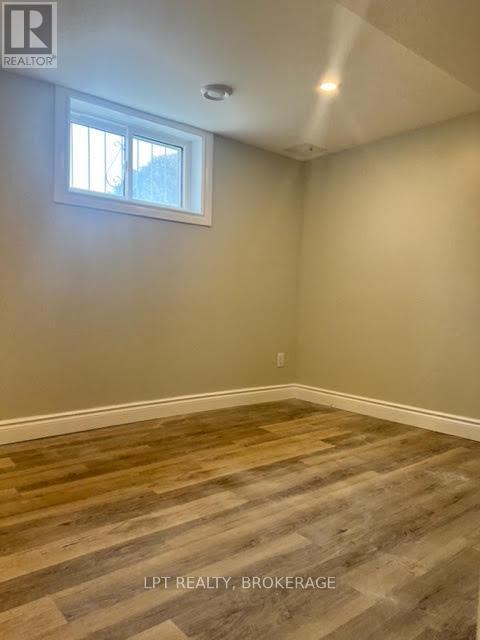 9 Elizabeth Avenue, Kingston (West Of Sir John A. Blvd), ON - Indoor Photo Showing Other Room