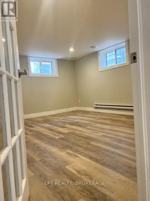 9 Elizabeth Avenue, Kingston (West Of Sir John A. Blvd), ON - Indoor