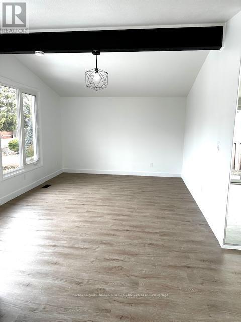 35 Karen Crescent, Hamilton, ON - Indoor Photo Showing Other Room