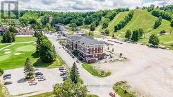 203 - 40 HORSESHOE BOULEVARD Oro-Medonte, ON L4M 4Y8