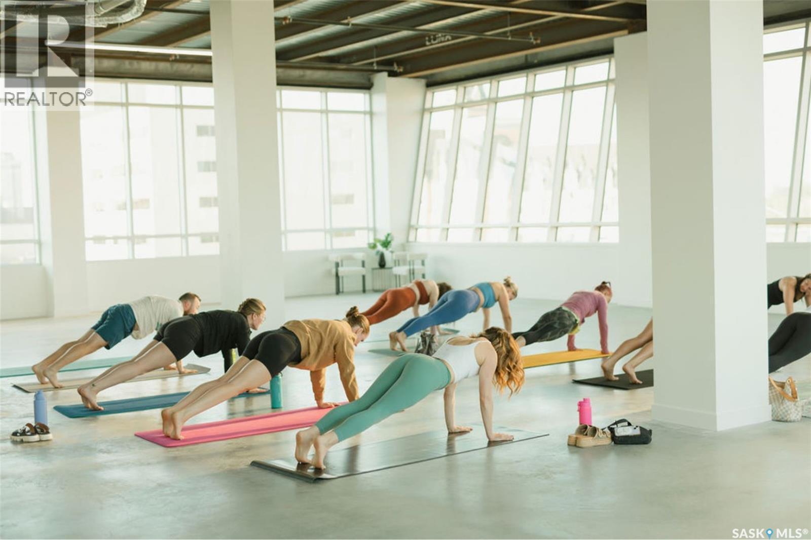 317 4Th Avenue S, Saskatoon, SK