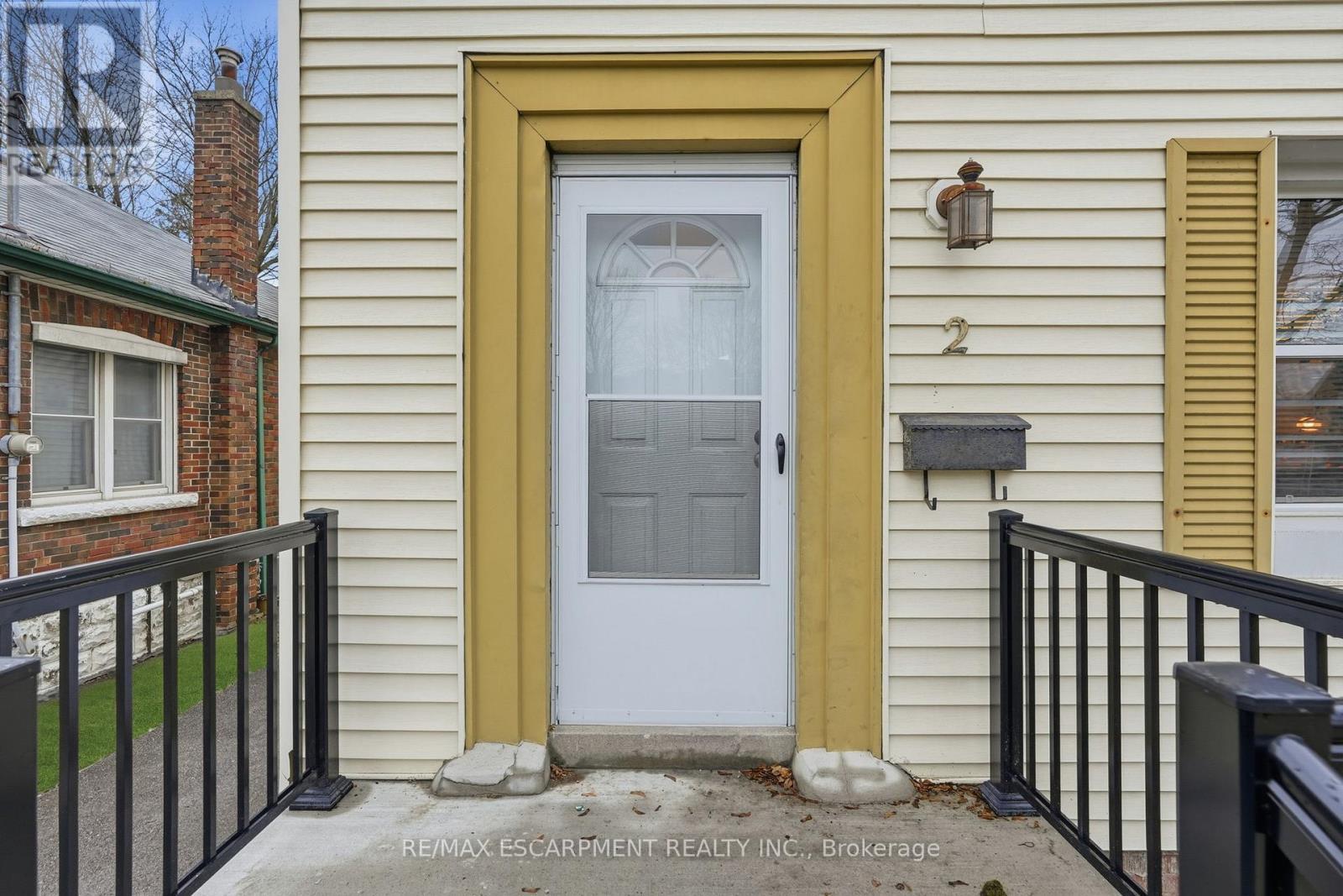 2 Gary Avenue, Hamilton, ON - Outdoor With Exterior