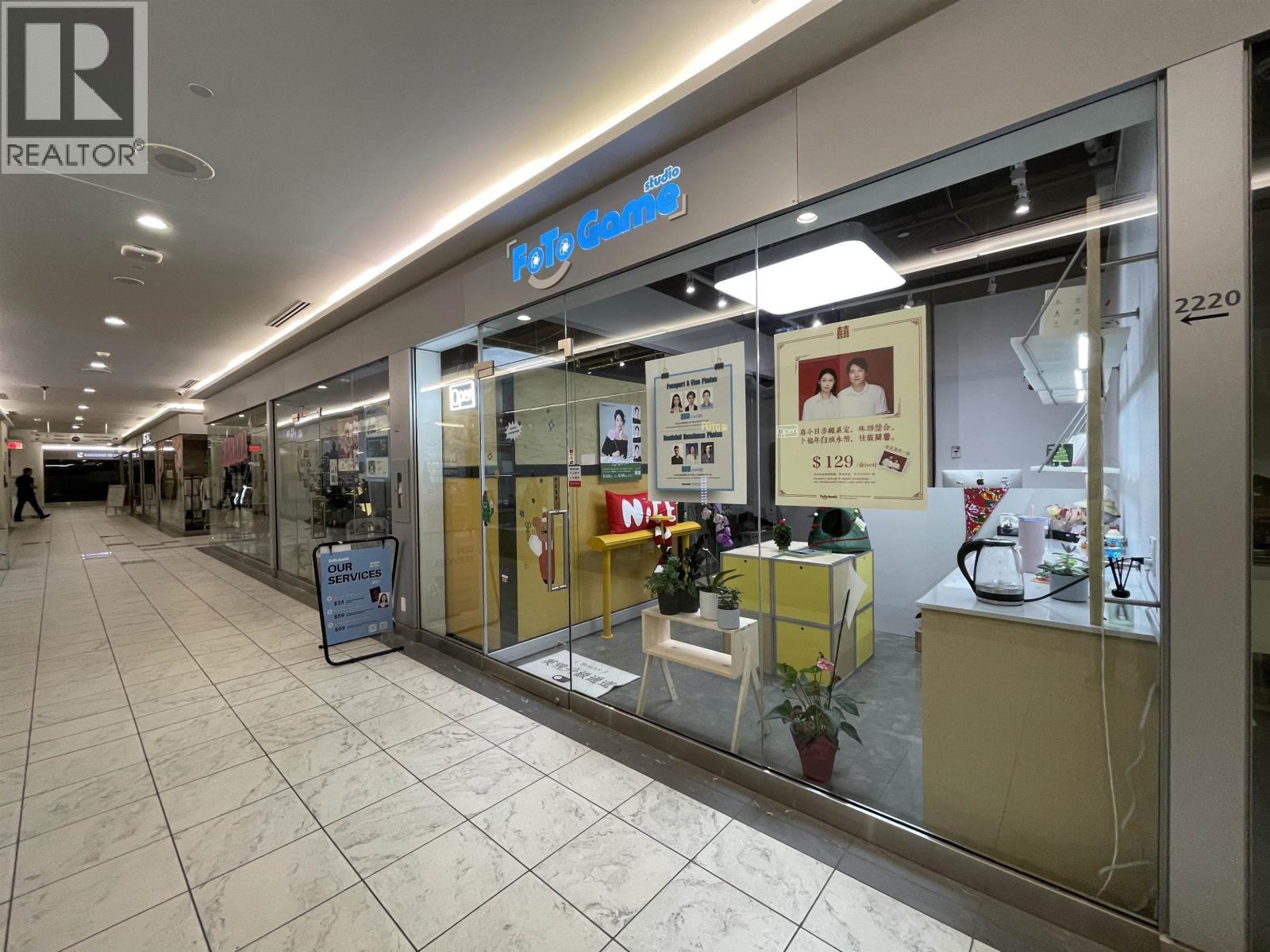 2215/ 2220-4000 No. 3 Road, Richmond, BC