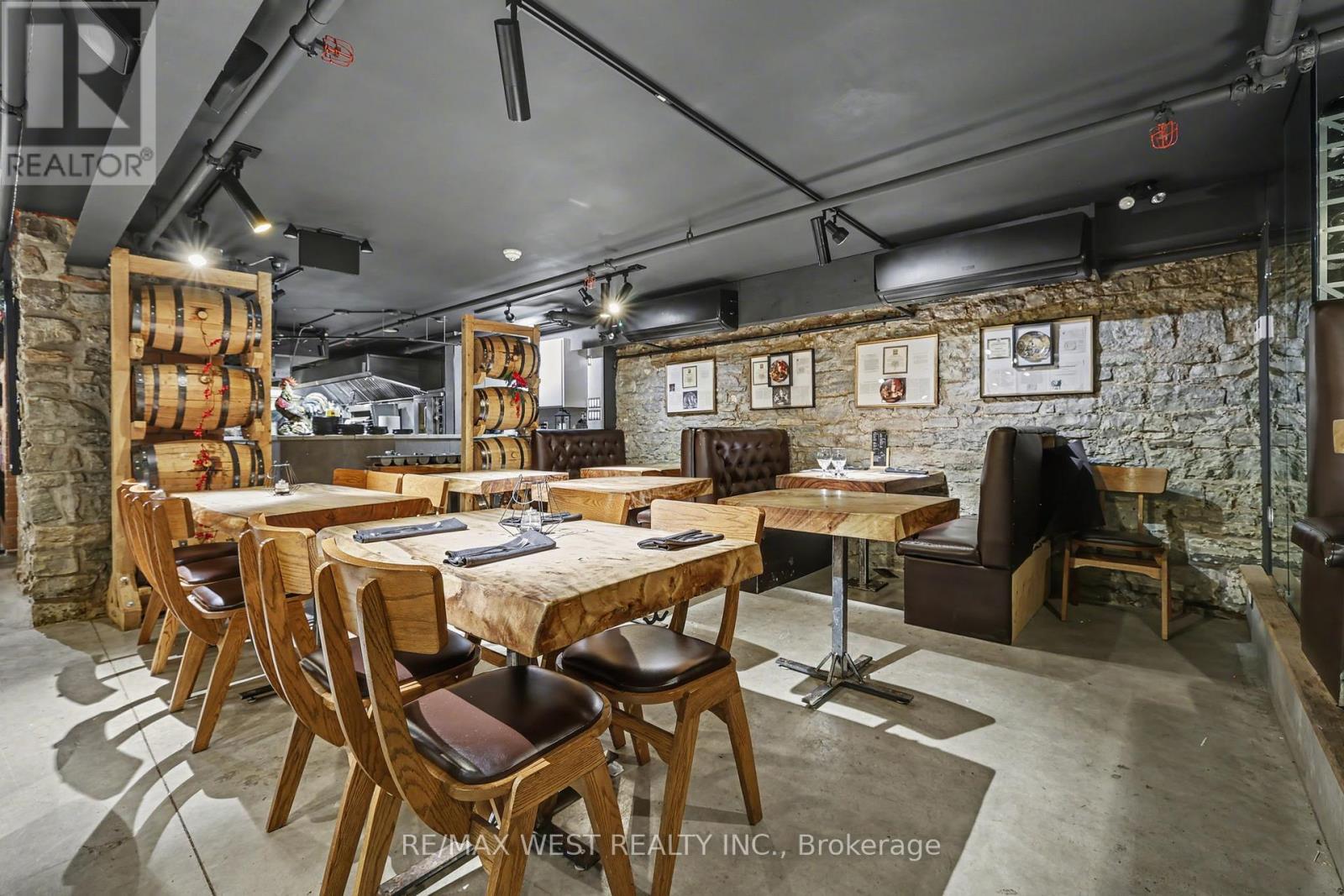 193 King Street E, Hamilton, ON