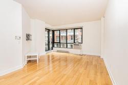 310-400 Rue de l'Inspecteur Montréal (Le Sud-Ouest), QC H3C 4A8