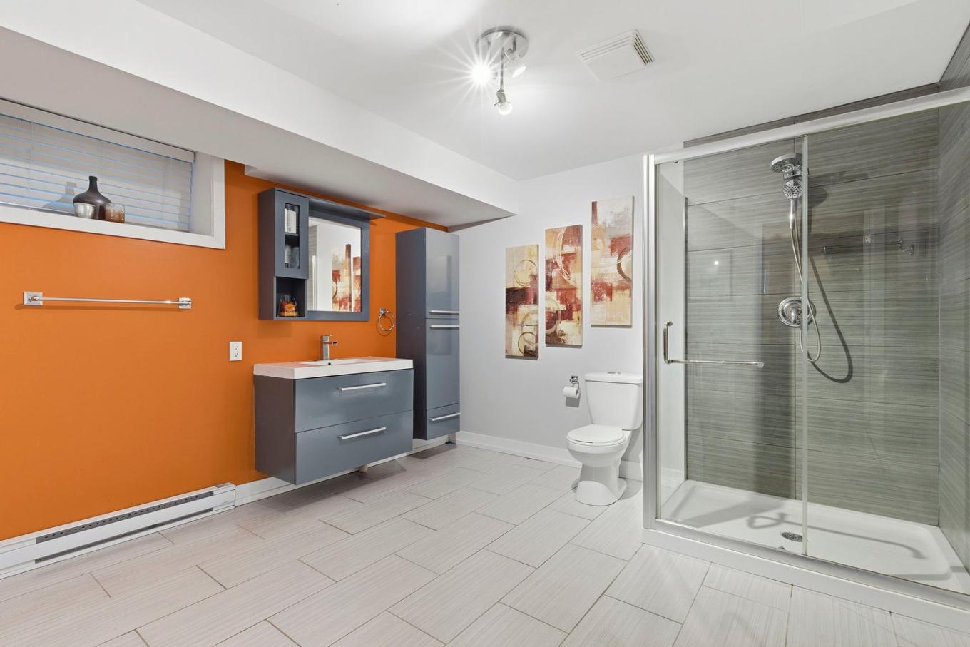 Salle de bains - 2230 Ch. Des Patriotes, Richelieu, QC - Indoor Photo Showing Bathroom