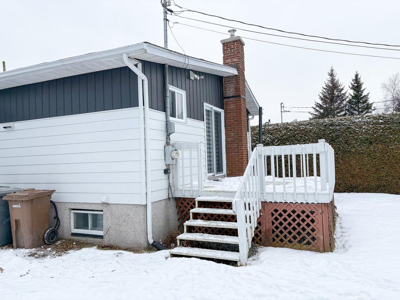 Back facade - 2100 Boul. Jean-De Brébeuf, Drummondville, QC - Outdoor With Exterior