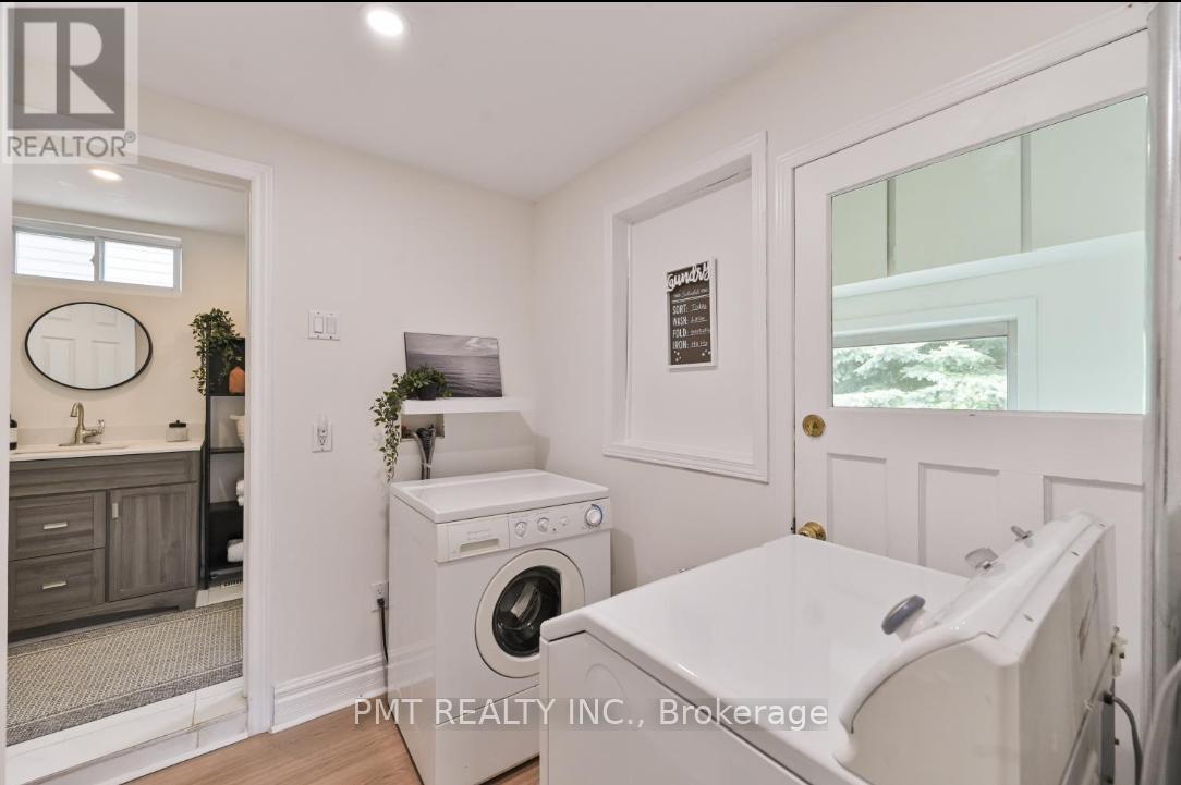 Main - 406 Nairn Avenue, Toronto, ON - Indoor Photo Showing Laundry Room