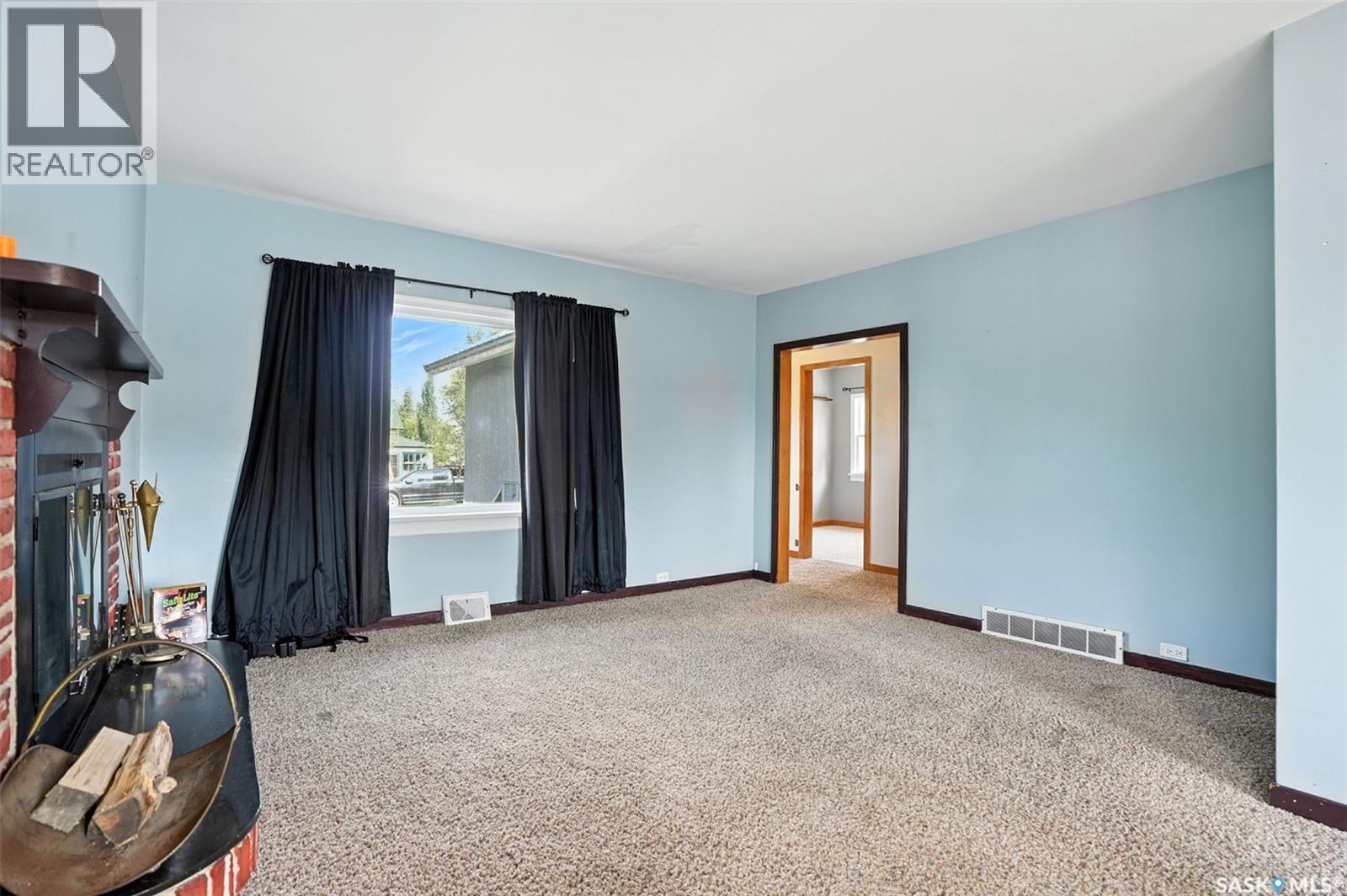 106 3Rd Avenue E, Nokomis, SK - Indoor Photo Showing Other Room