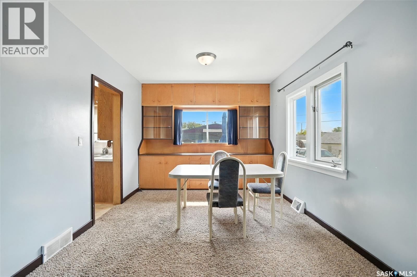 106 3Rd Avenue E, Nokomis, SK - Indoor