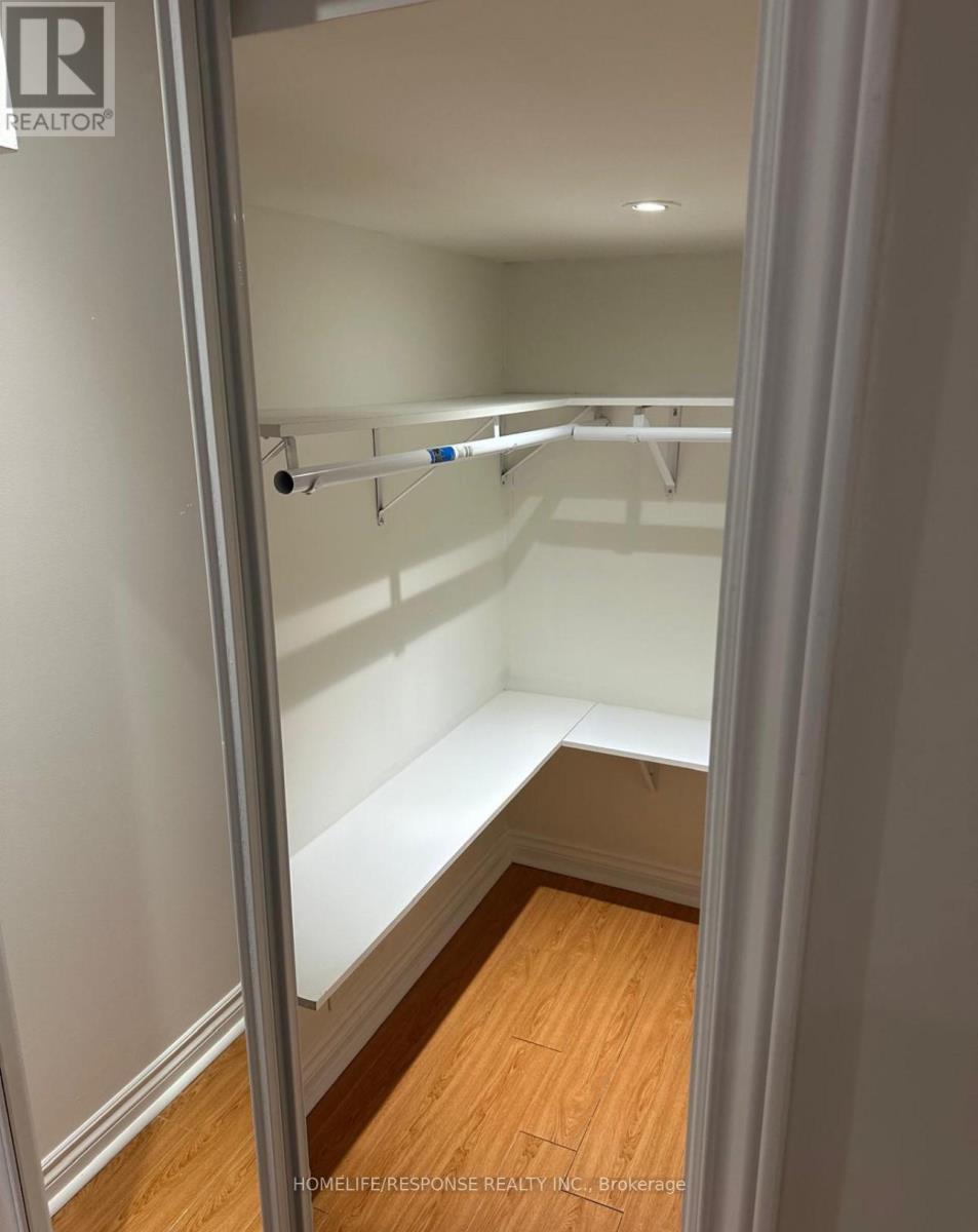 5415 Longford Drive, Mississauga, ON - Indoor Photo Showing Other Room