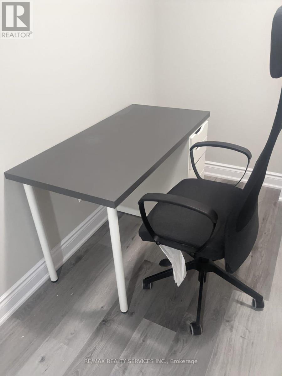 150 Dells Crescent, Brampton, ON - Indoor