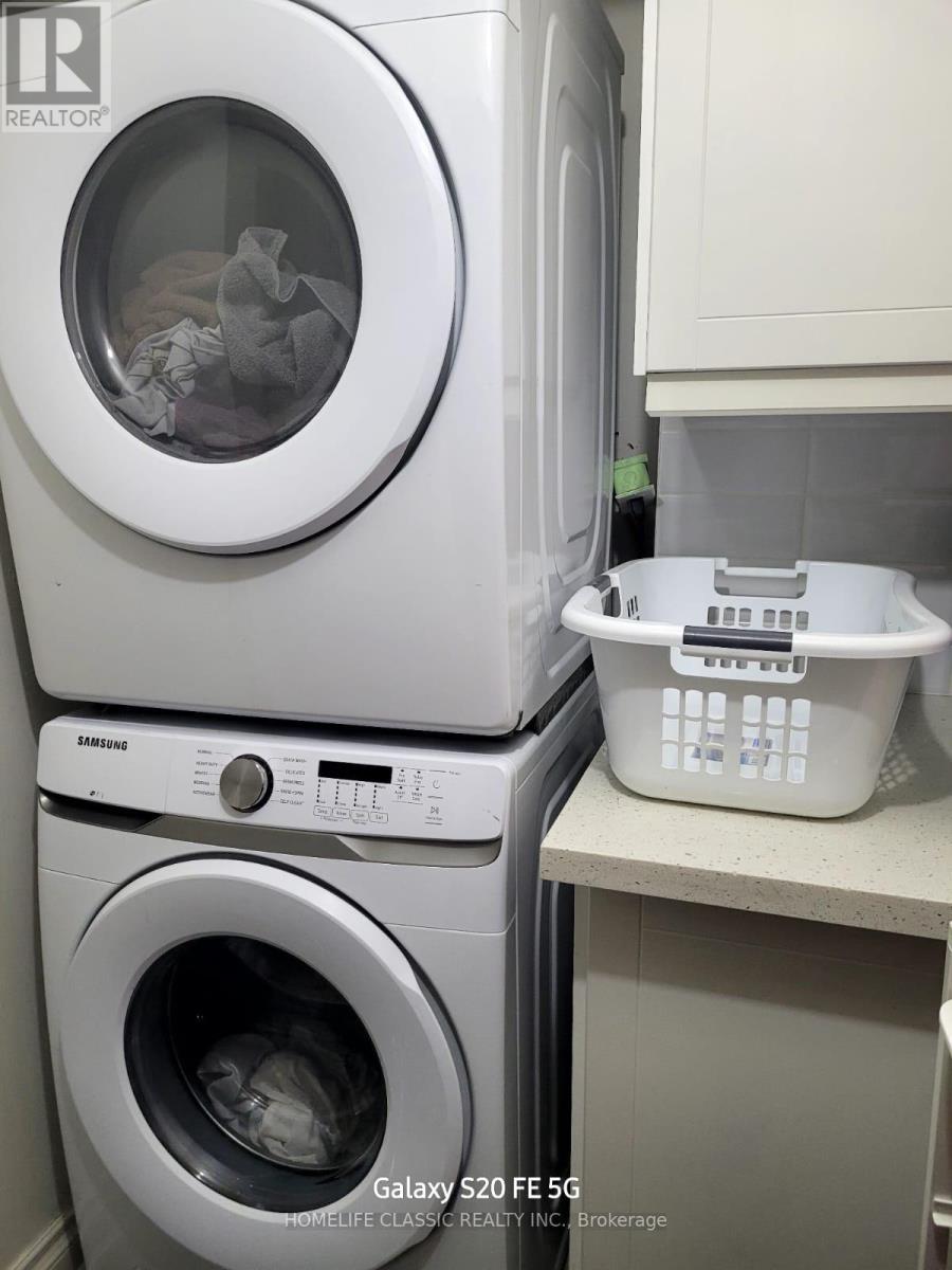 1611 - 236 Albion Road, Toronto, ON - Indoor Photo Showing Laundry Room