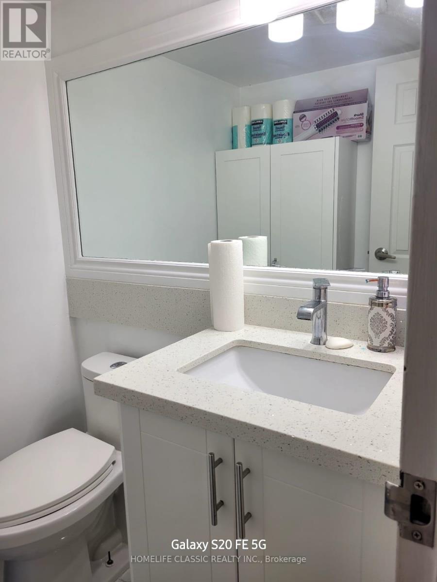 1611 - 236 Albion Road, Toronto, ON - Indoor Photo Showing Bathroom