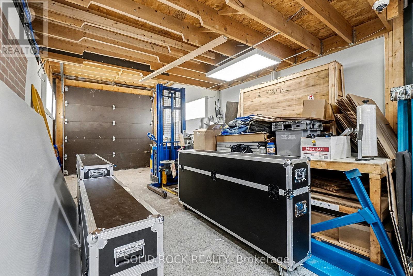 27 & 29 - 2100 Thurston Drive, Ottawa, ON