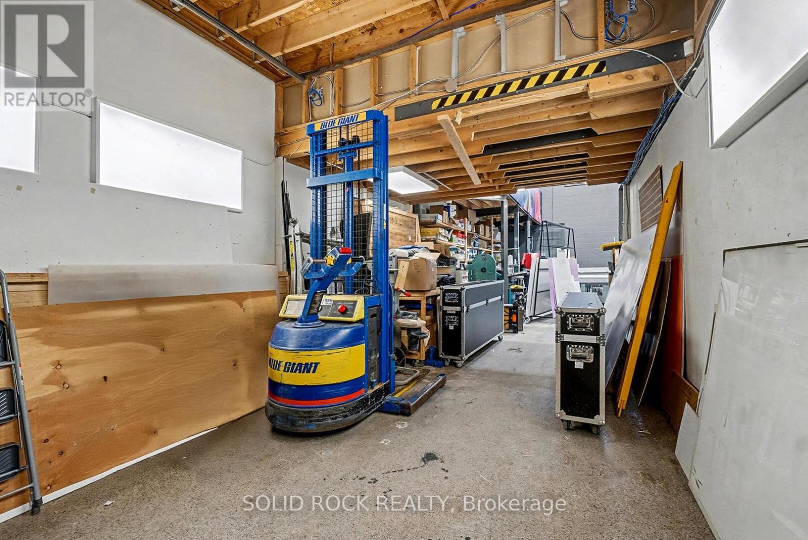 27 & 29 - 2100 Thurston Drive, Ottawa, ON