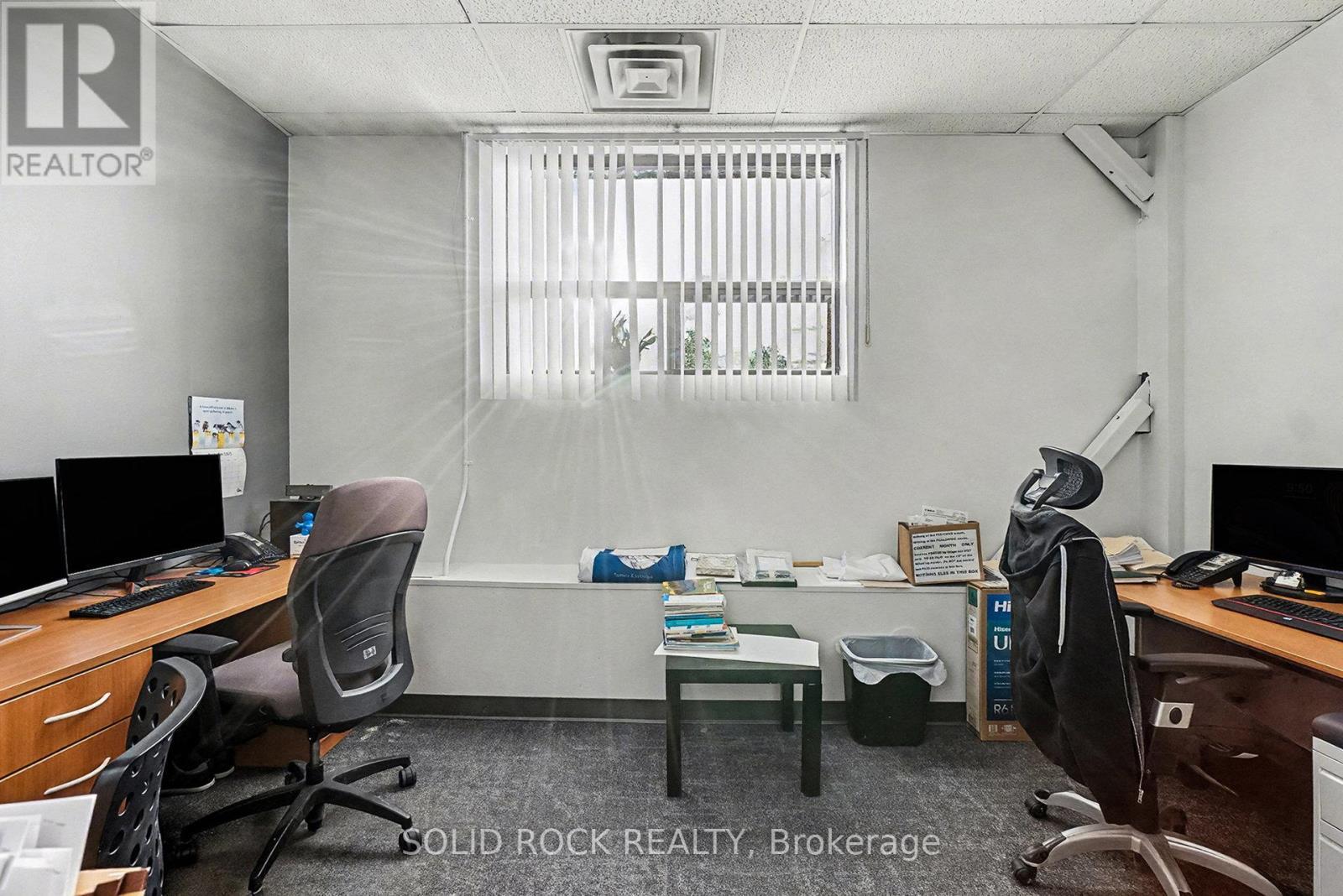 27 & 29 - 2100 Thurston Drive, Ottawa, ON