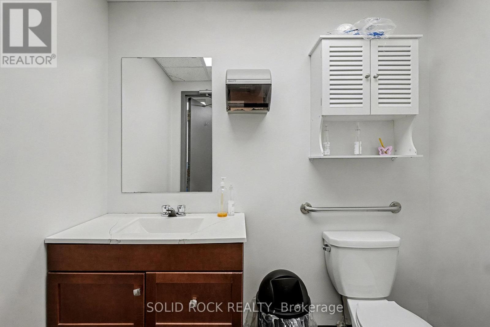 27 & 29 - 2100 Thurston Drive, Ottawa, ON