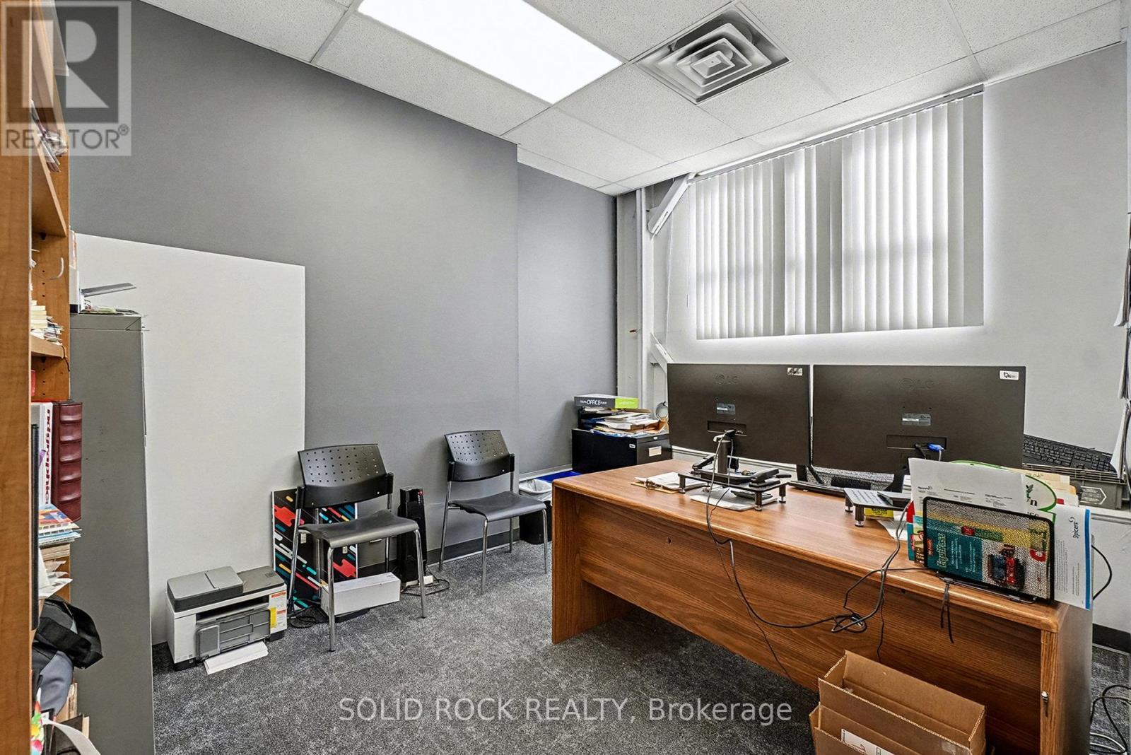 27 & 29 - 2100 Thurston Drive, Ottawa, ON