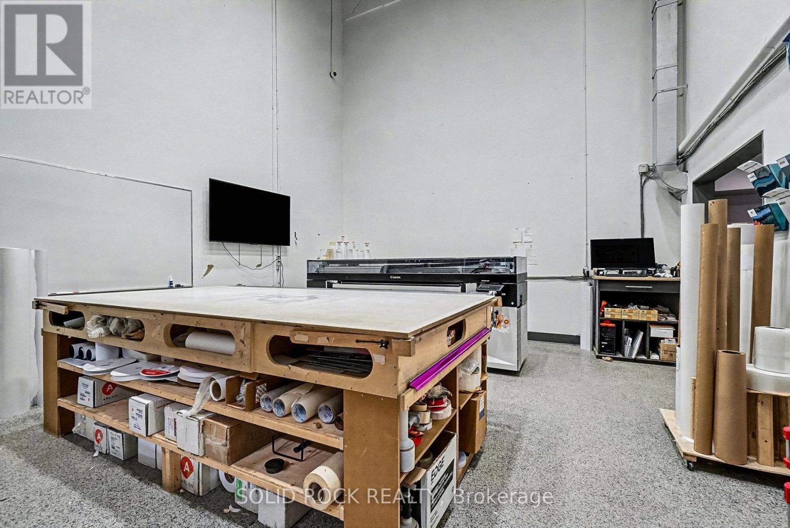 27 & 29 - 2100 Thurston Drive, Ottawa, ON