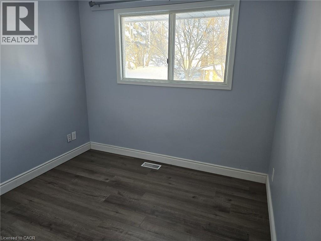 593 Mount Anne Drive, Waterloo, ON - Indoor Photo Showing Other Room