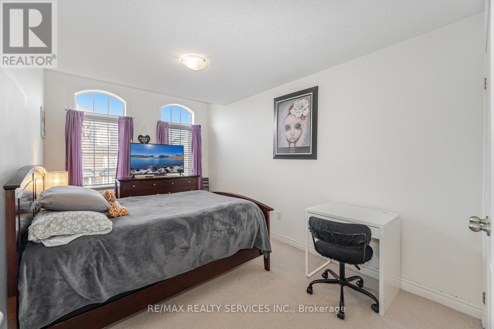 34 Pennycross Crescent, Brampton, ON - Indoor Photo Showing Bedroom