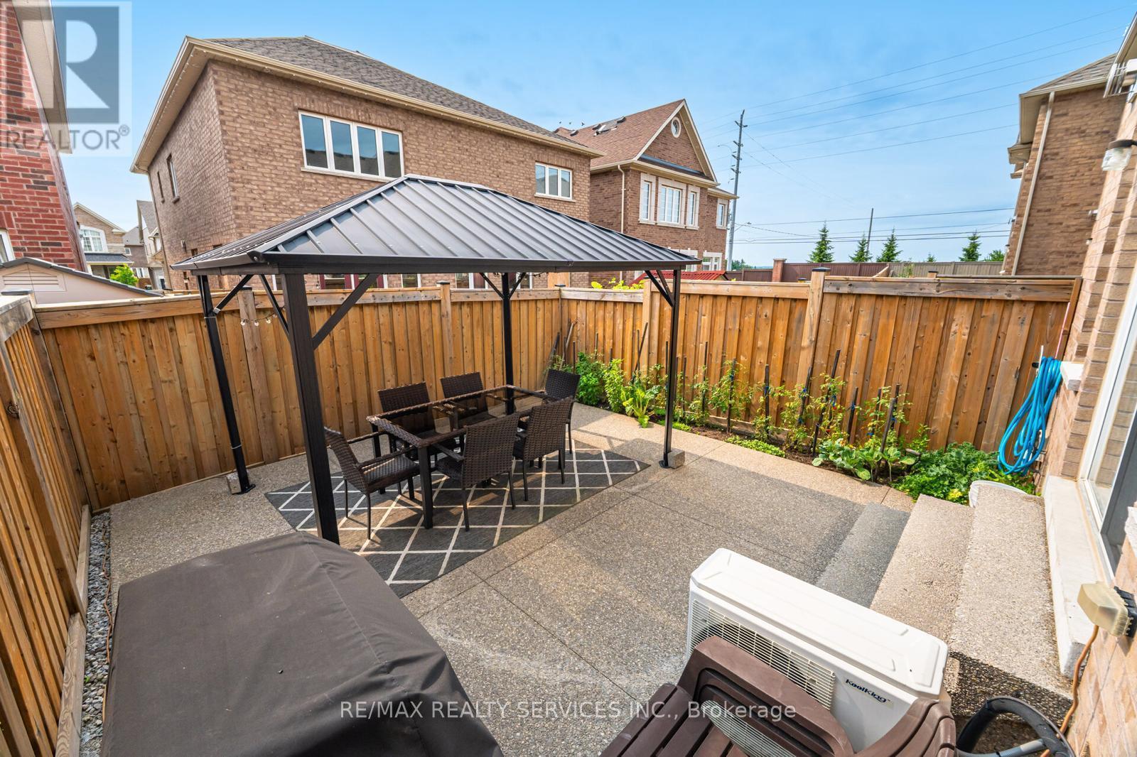 34 Pennycross Crescent, Brampton, ON - Outdoor