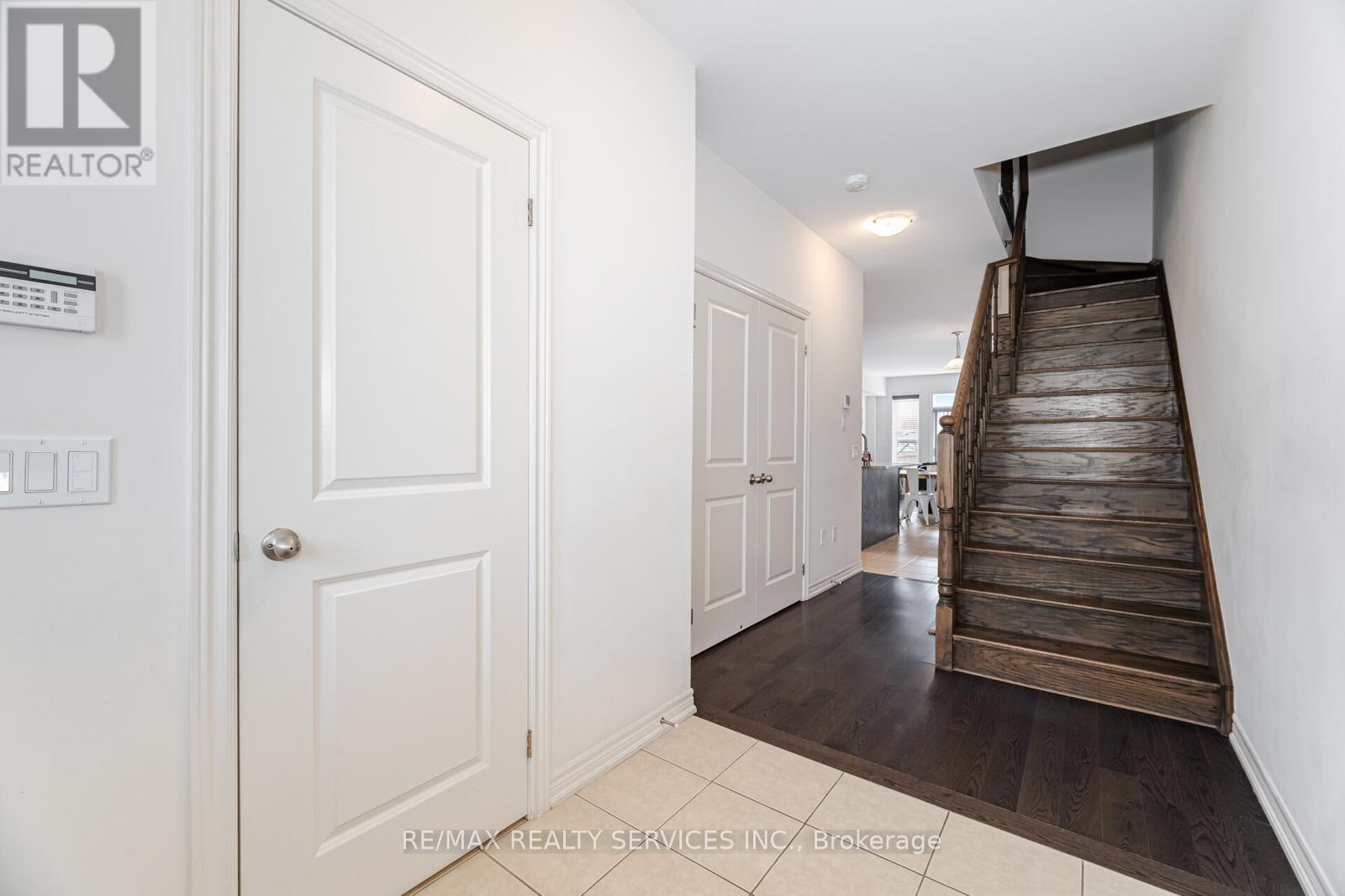 34 Pennycross Crescent, Brampton, ON - Indoor Photo Showing Other Room