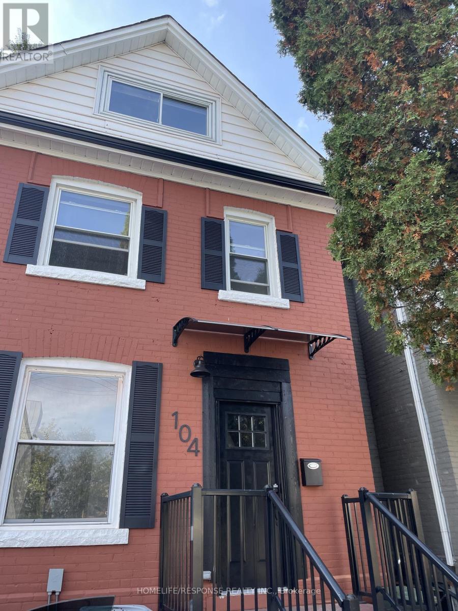 104 Francis Street, Hamilton, ON - Outdoor