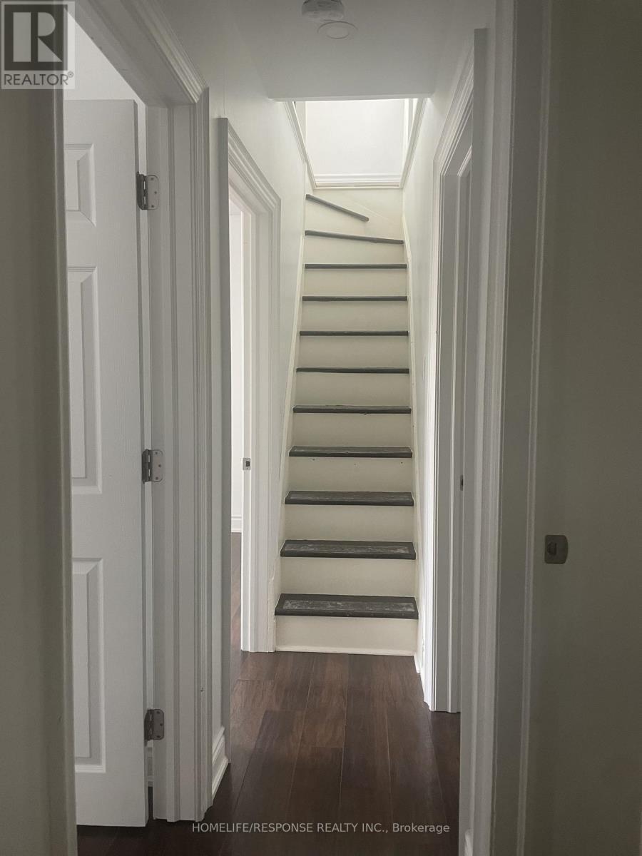 104 Francis Street, Hamilton, ON - Indoor Photo Showing Other Room