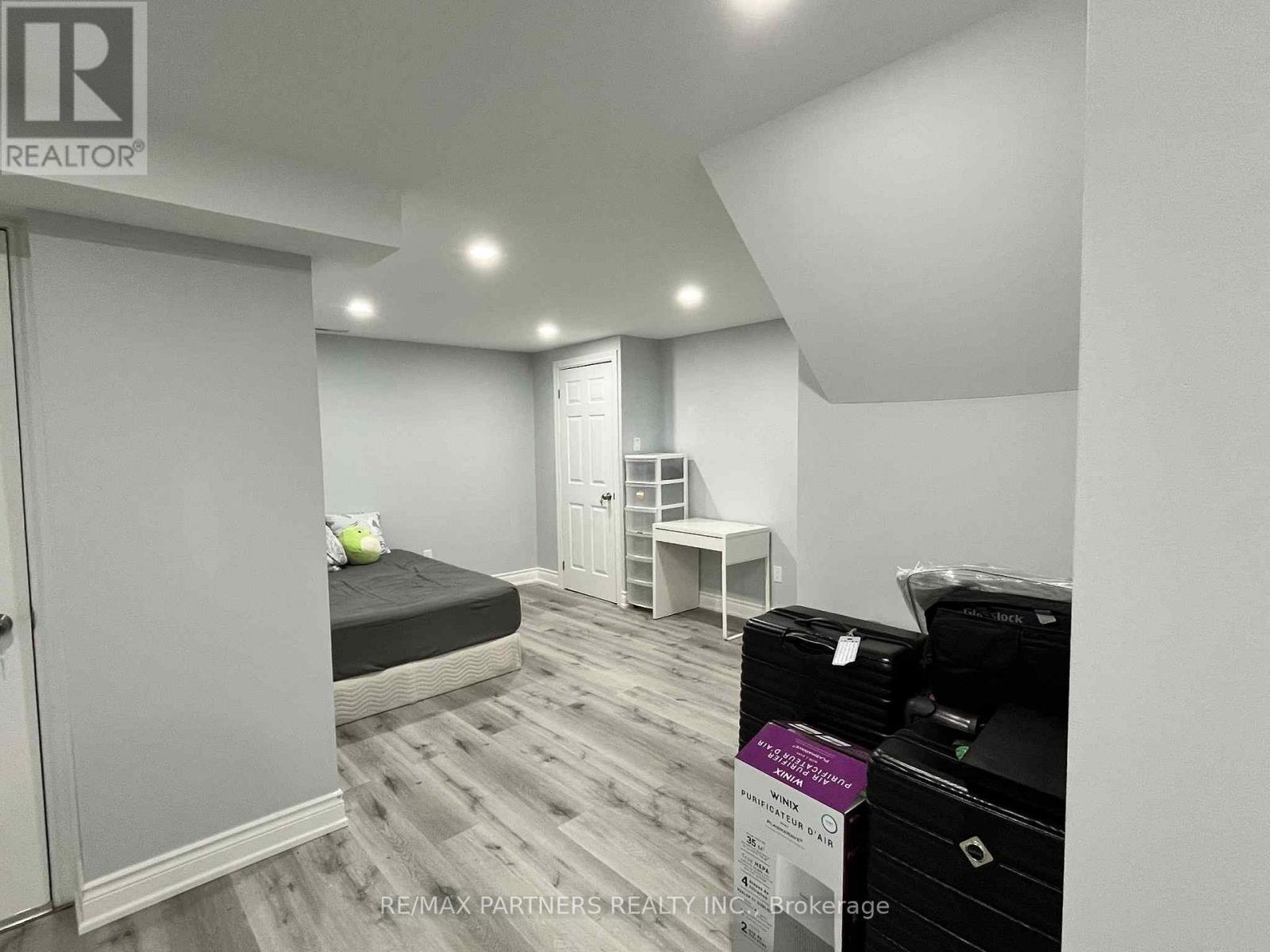 31 Chalone Crescent, Vaughan, ON - Indoor