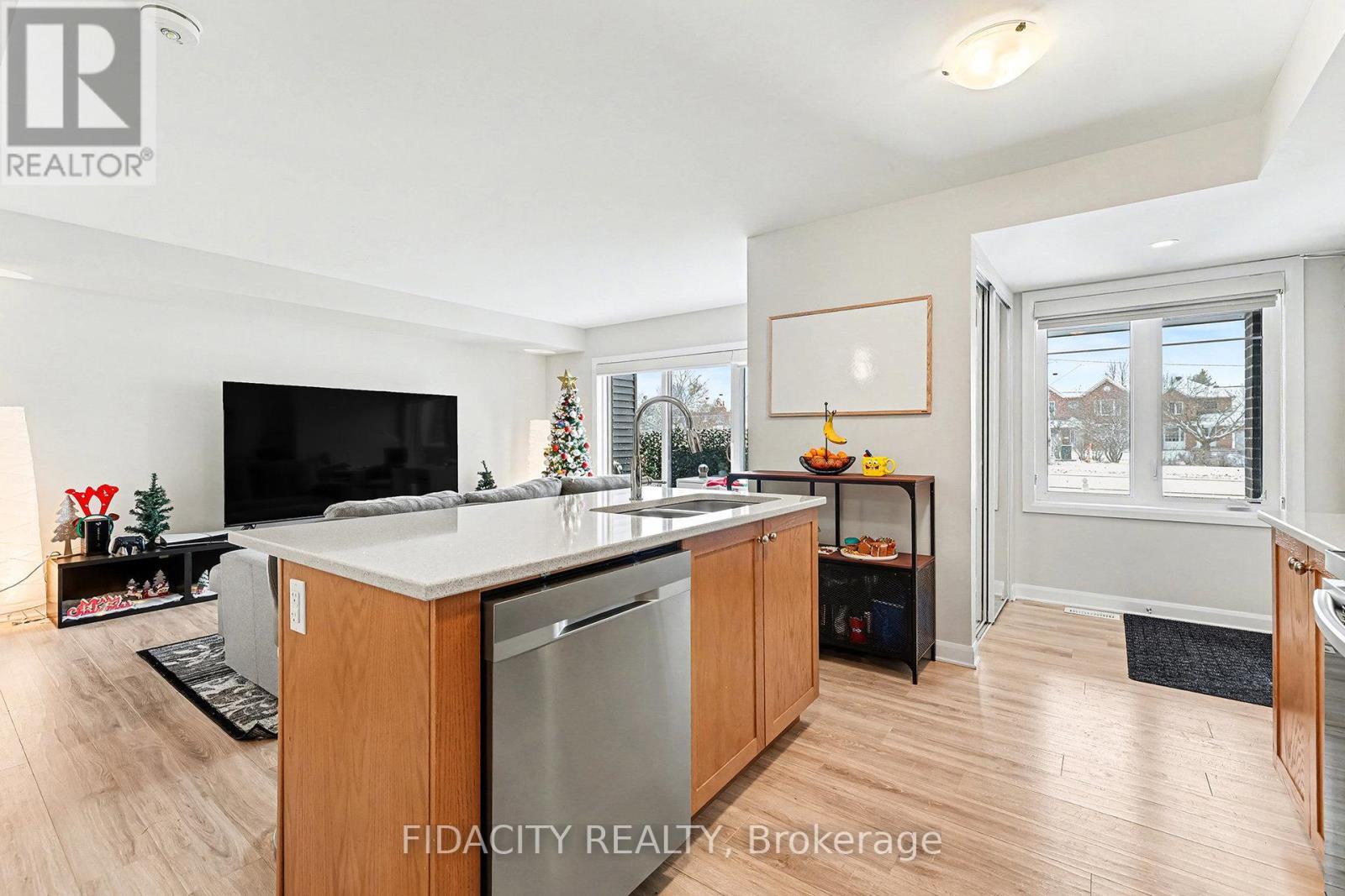 C - 770 March Road, Ottawa, ON - Indoor Photo Showing Kitchen With Double Sink