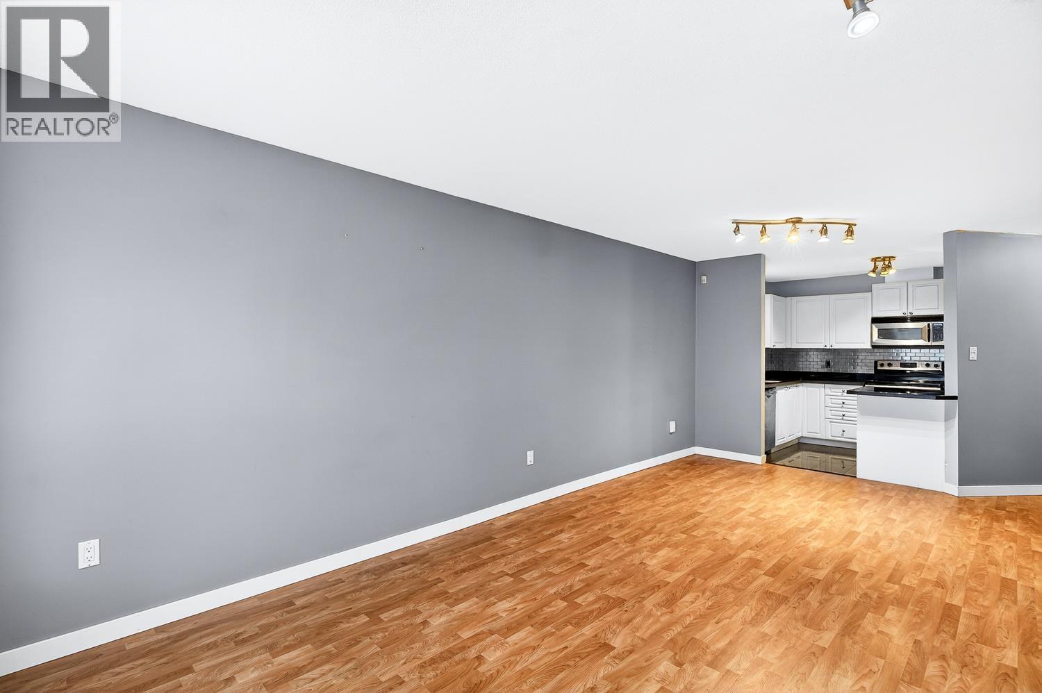 227 2551 Parkview Lane, Port Coquitlam, BC