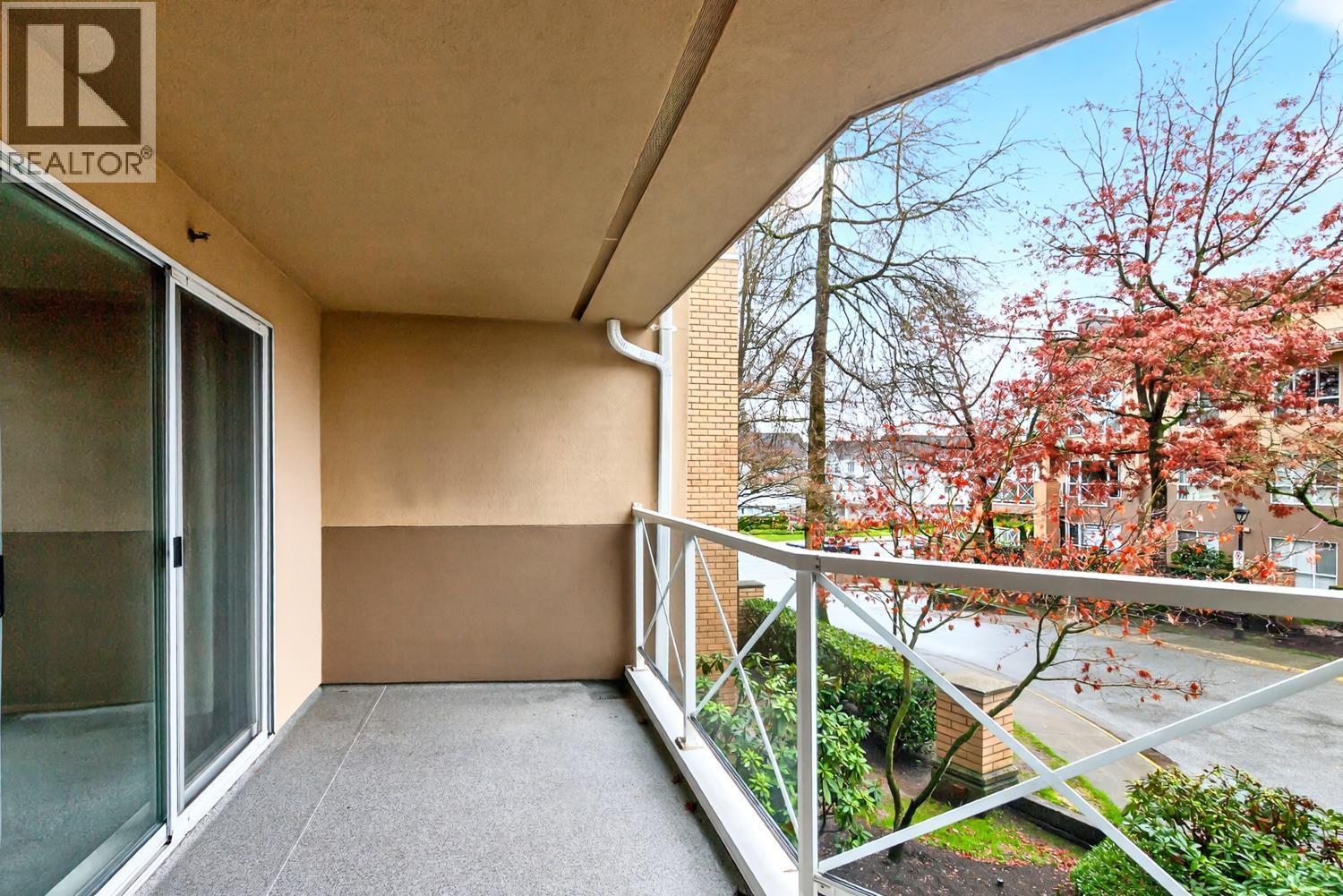 227 2551 Parkview Lane, Port Coquitlam, BC