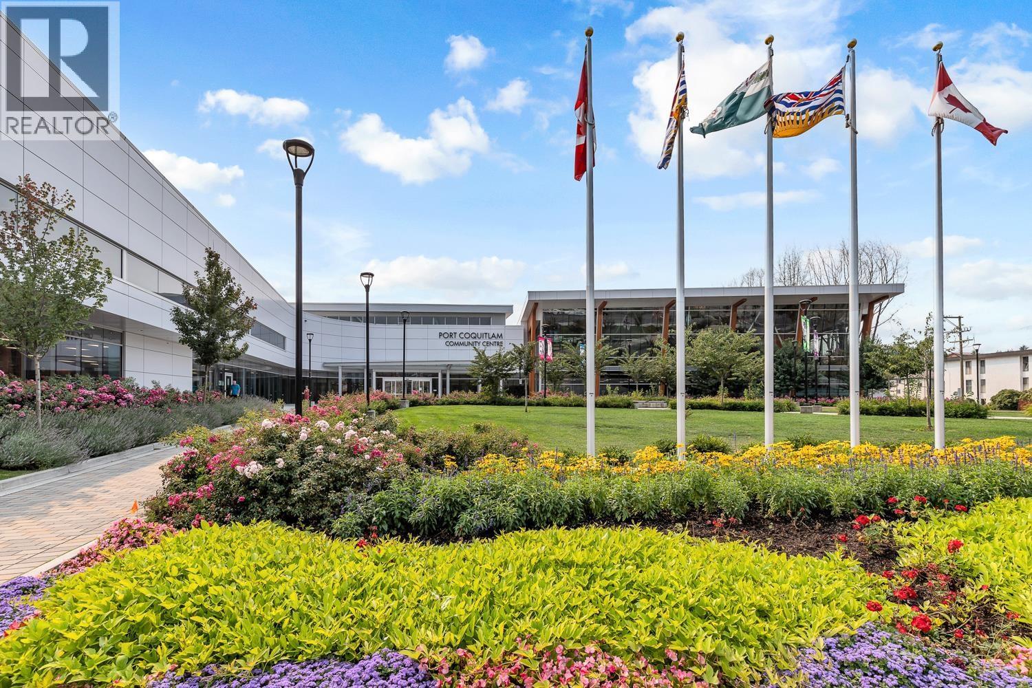 227 2551 Parkview Lane, Port Coquitlam, BC