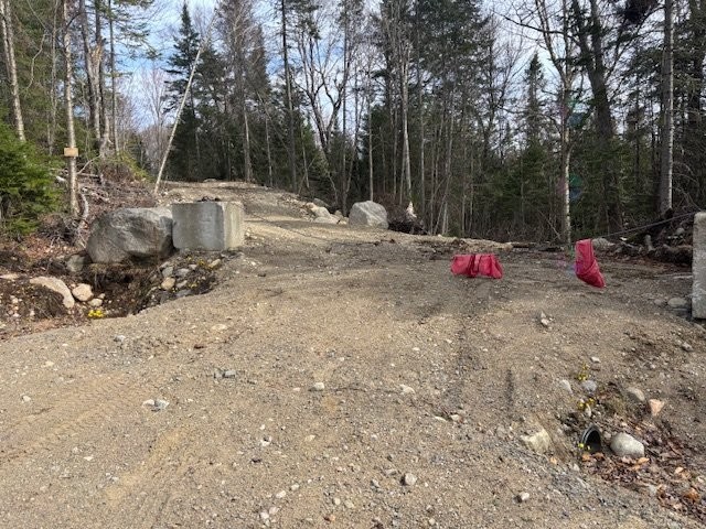 Street - Ch. De La Pointe, Lantier, QC