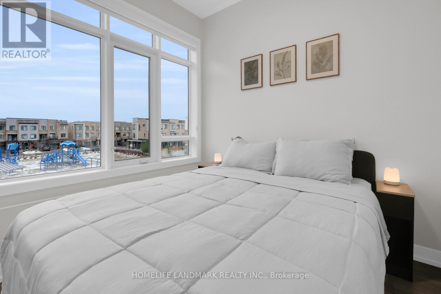 217 Salterton Circle, Vaughan, ON - Indoor Photo Showing Bedroom