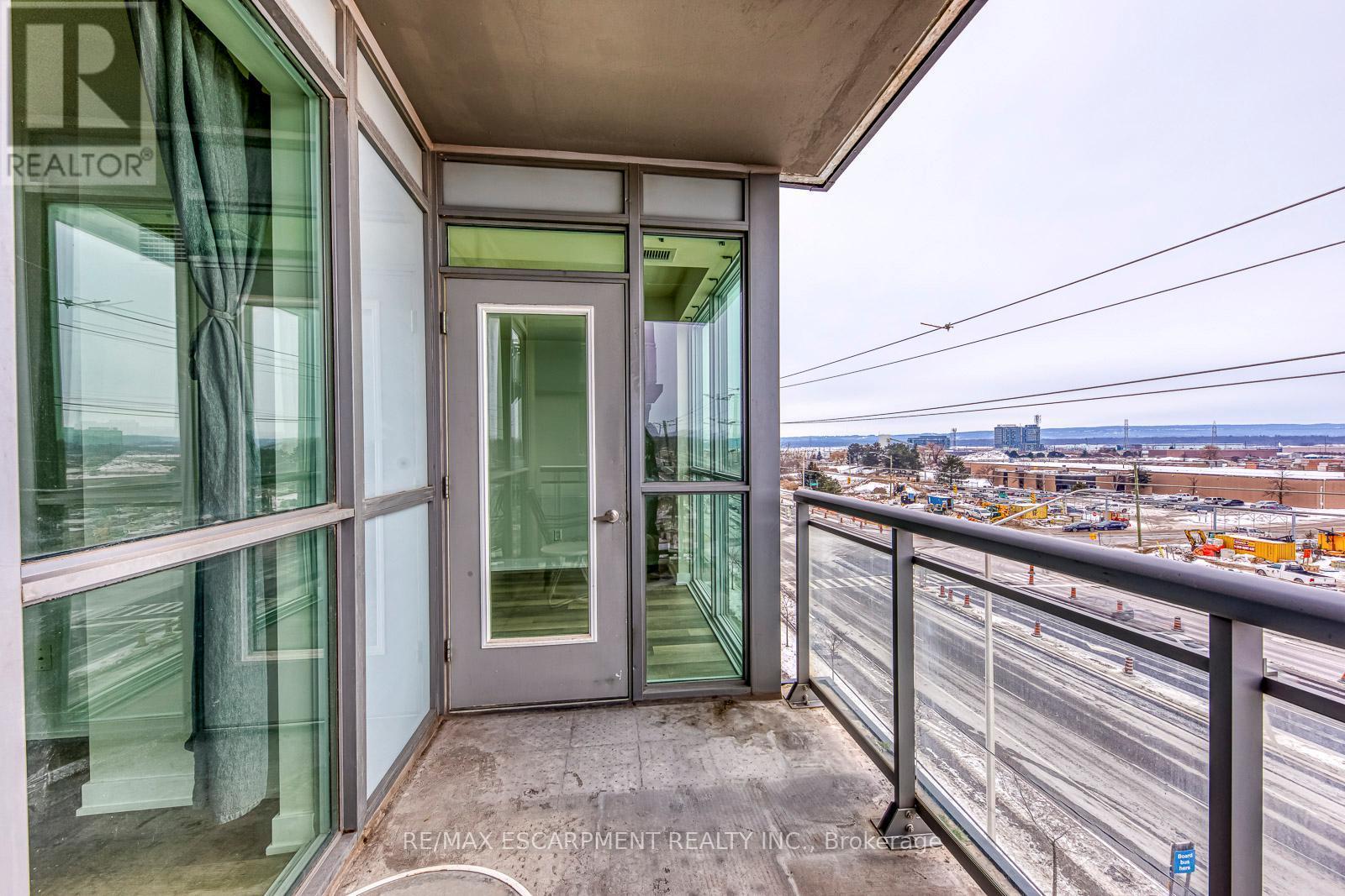 105 - 1135 Cooke Boulevard, Burlington, ON - Outdoor With Exterior