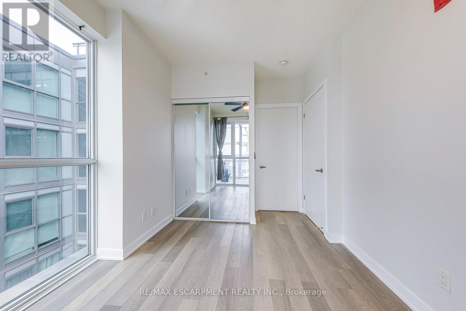 105 - 1135 Cooke Boulevard, Burlington, ON - Indoor Photo Showing Other Room